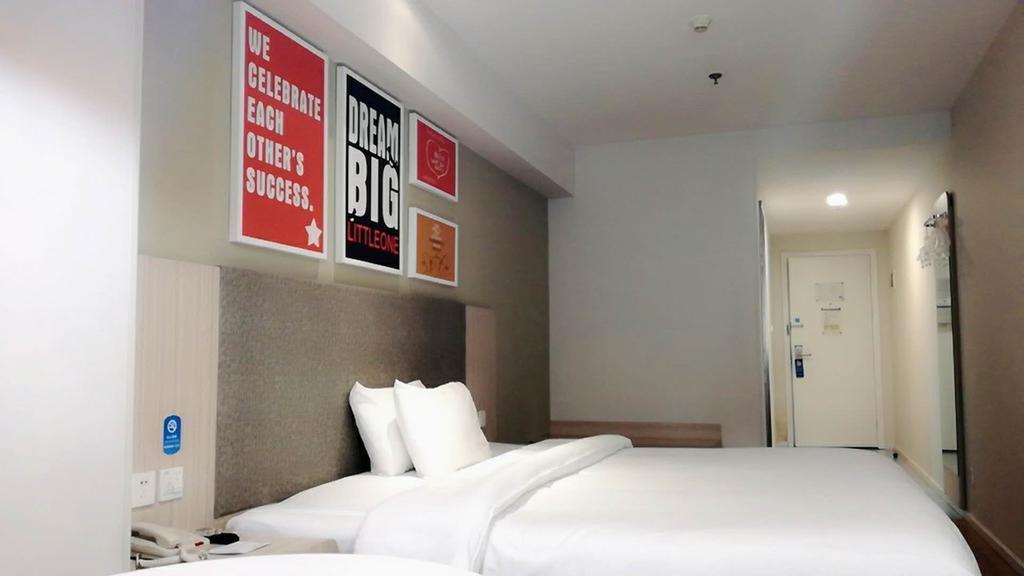 Hanting Hotel Beijing Wangfujing Exterior photo